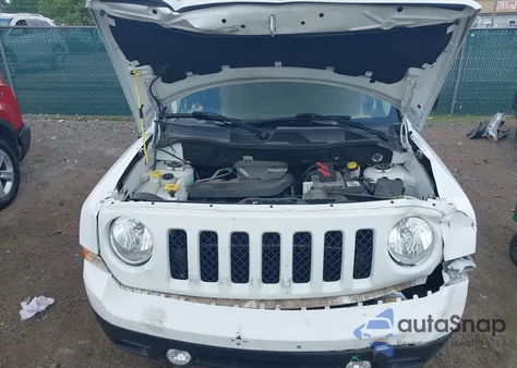 2017 Jeep Patriot Latitude Fwd z USA, uszkodzony, nr VIN 1C4NJPFB2HD183099